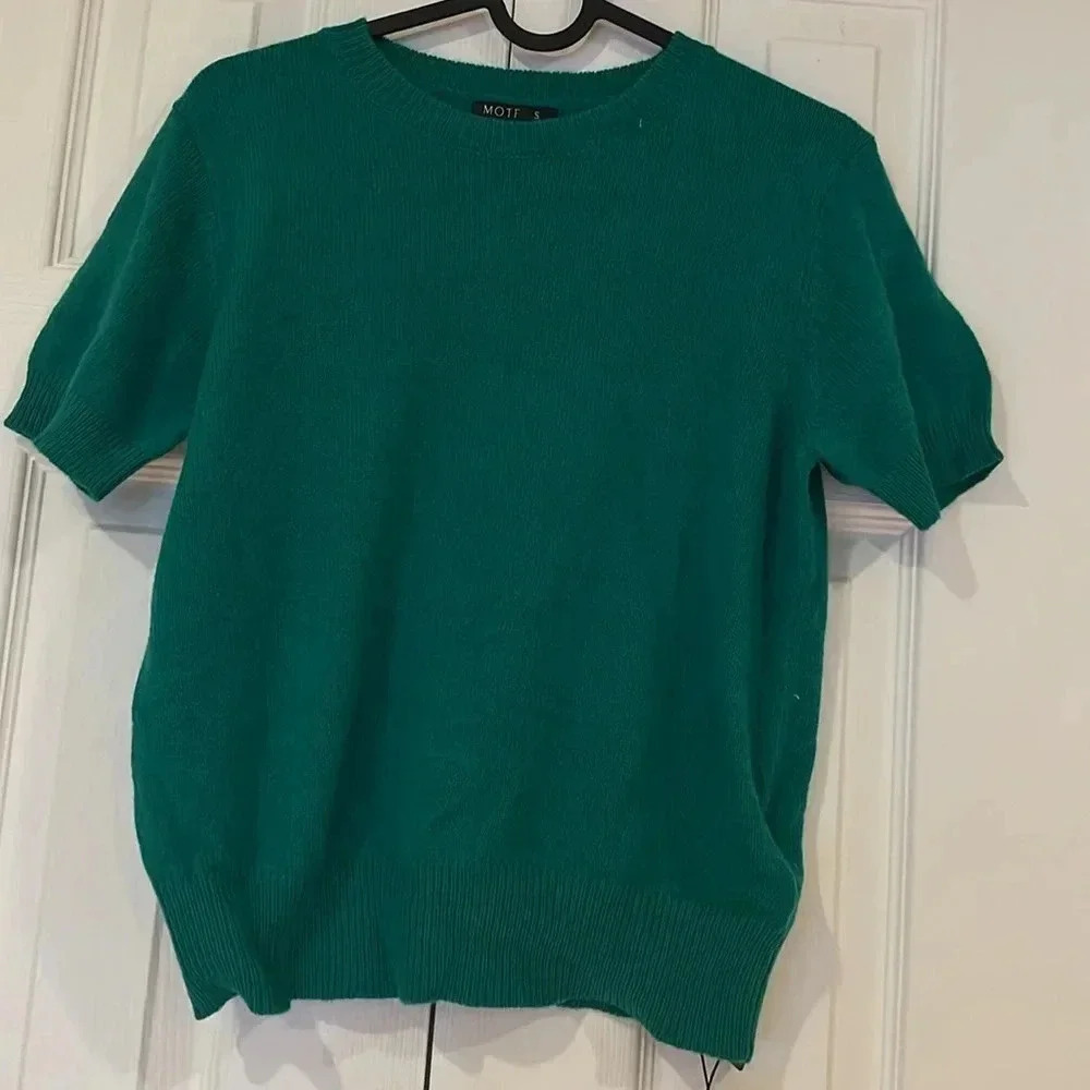MOTF Luxe Soft Green crew neck Sweater Sz S